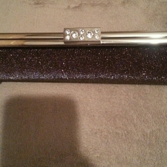 Chic Glittery Brown Clutch - Picture 2 of 4